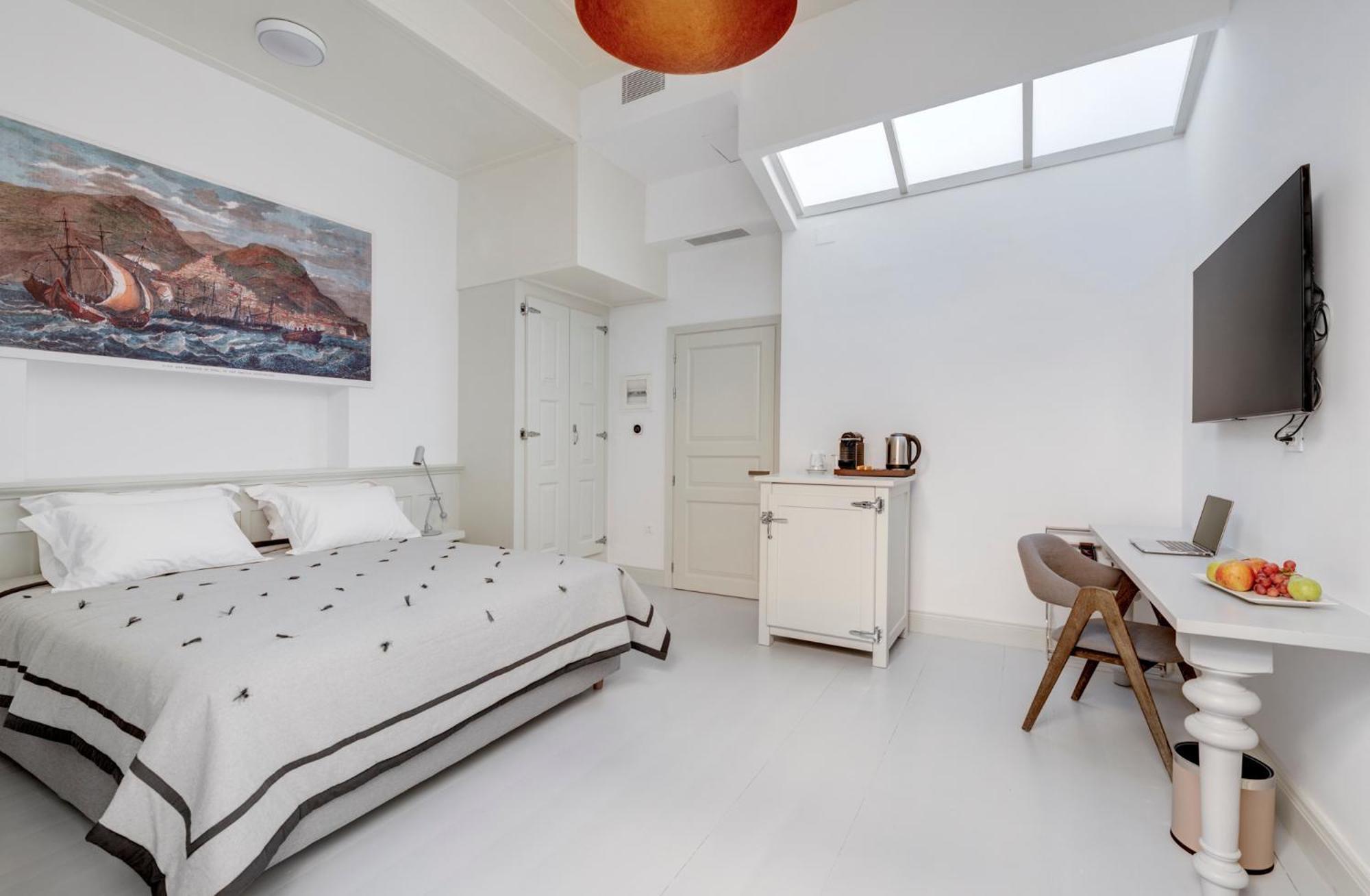 Skylight 호텔 에르무폴리 외부 사진